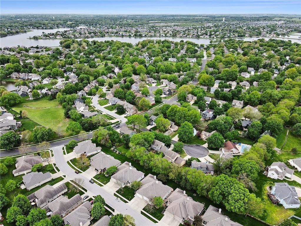 4128 SW Minnesota Drive — photo 32