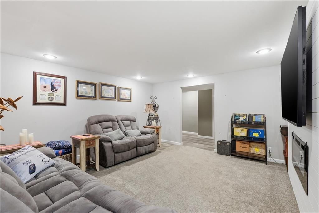 2209 S 17th Street — photo 25