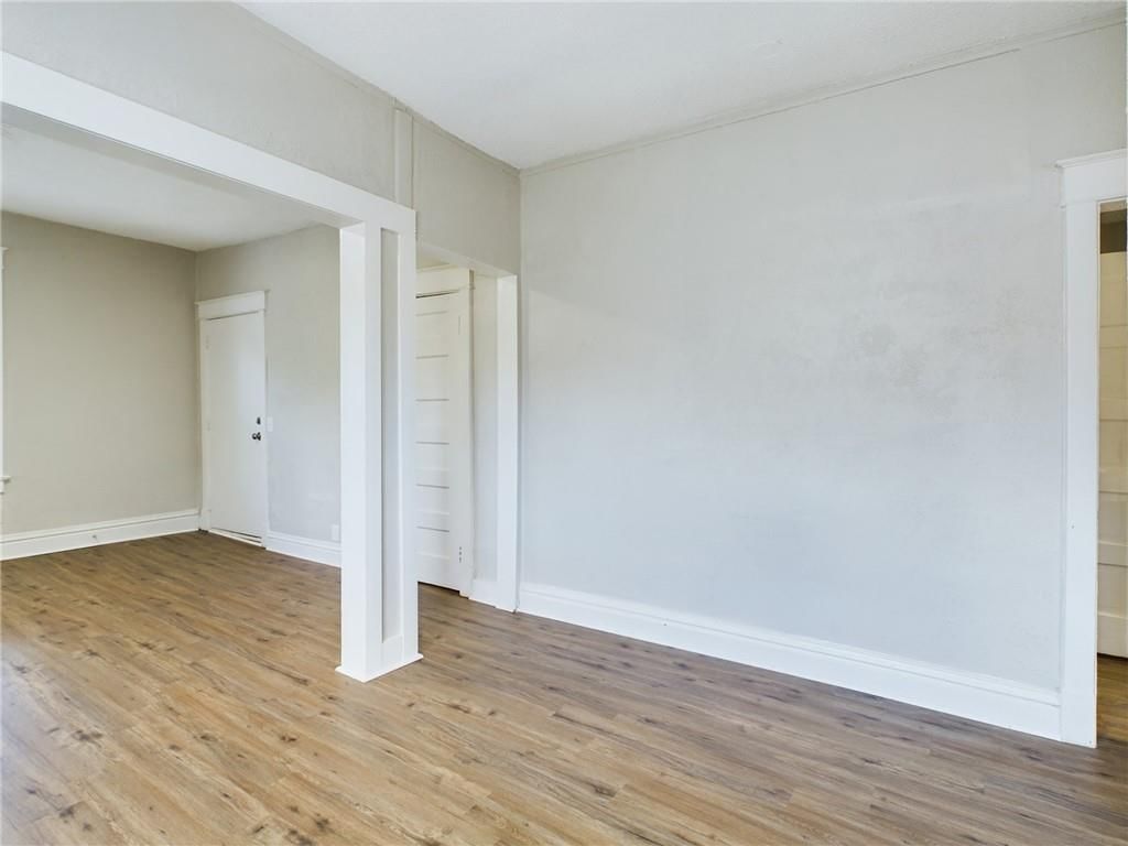 2416 E 22nd Street — photo 4