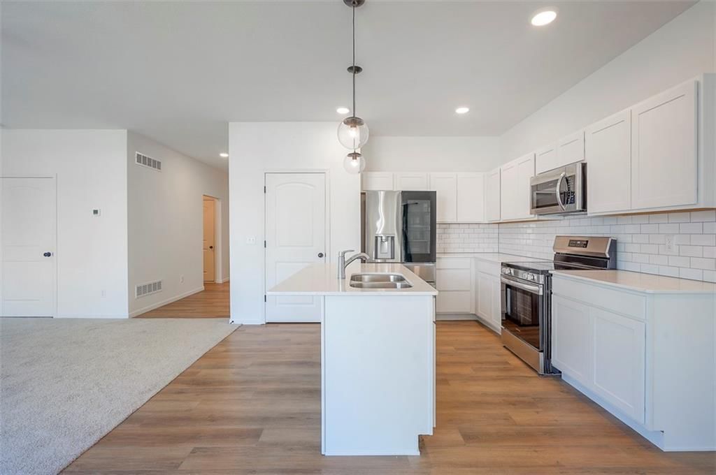 27018 E Sycamore Street — photo 19