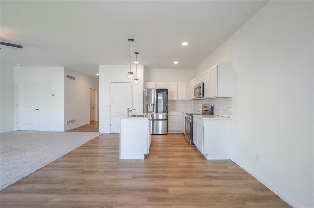 27018 E Sycamore Street — photo 28