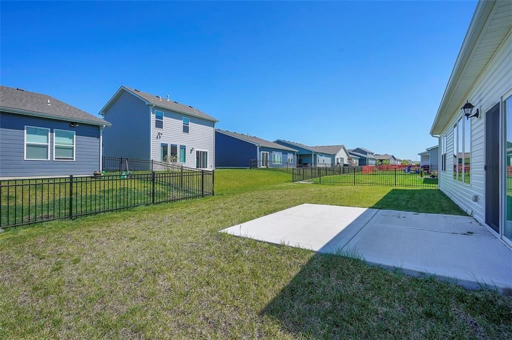27018 E Sycamore Street — photo 36