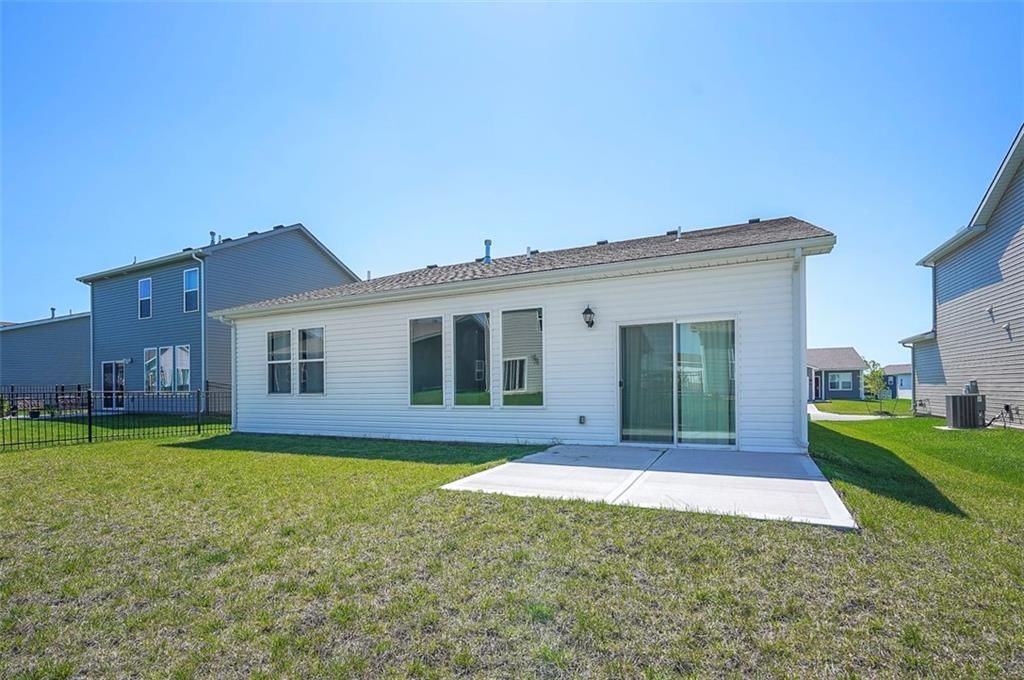 27018 E Sycamore Street — photo 37