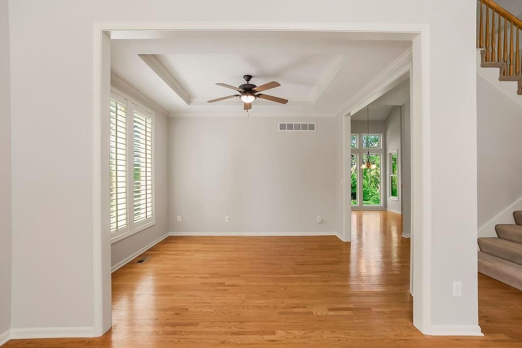 6910 Roundtree Street — photo 5