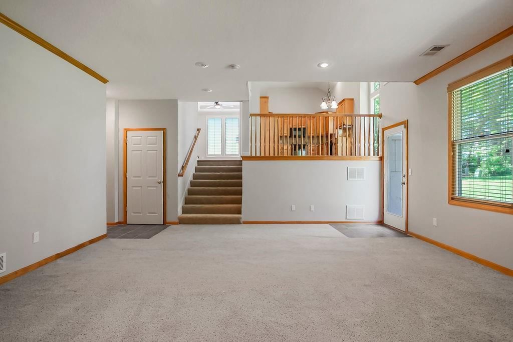 6910 Roundtree Street — photo 14