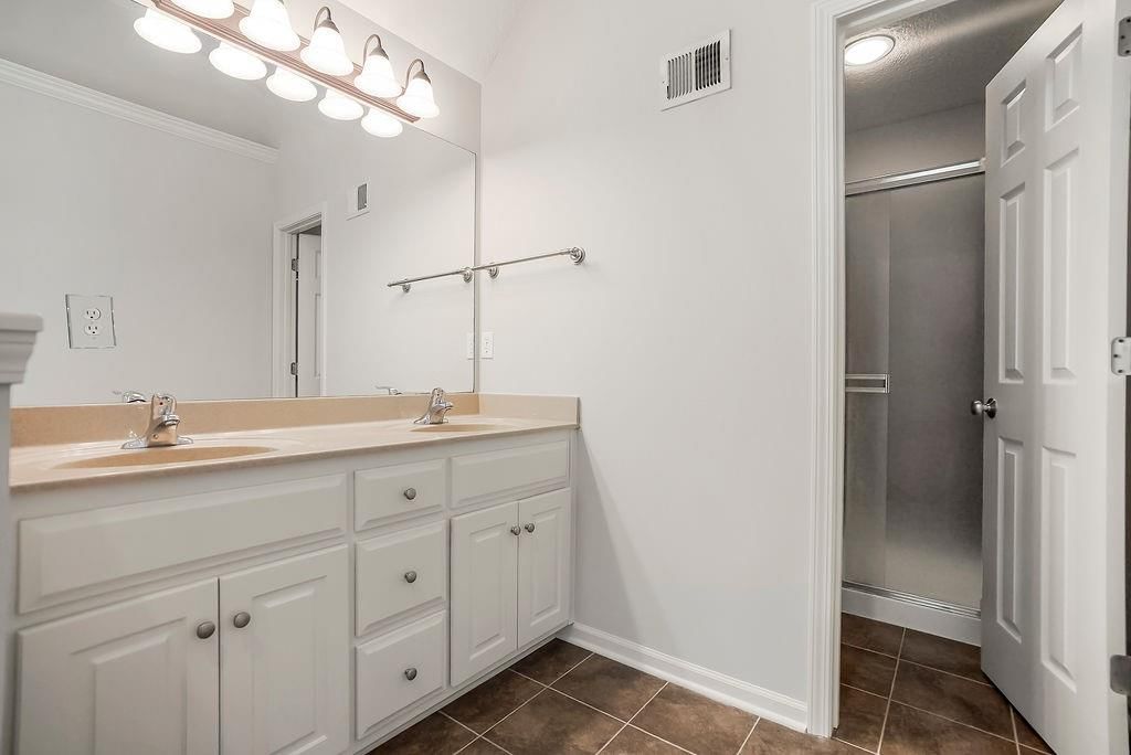 6910 Roundtree Street — photo 21