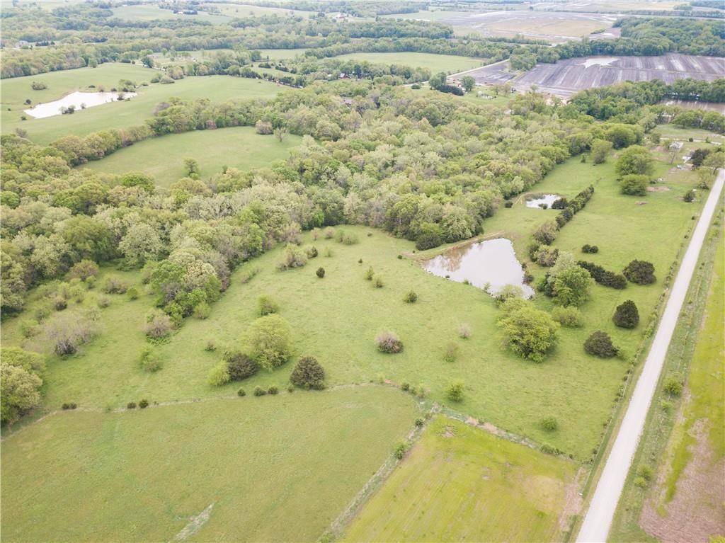 Lot 4 201st Street — photo 2