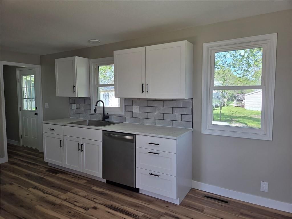 216 Williams Street — photo 6