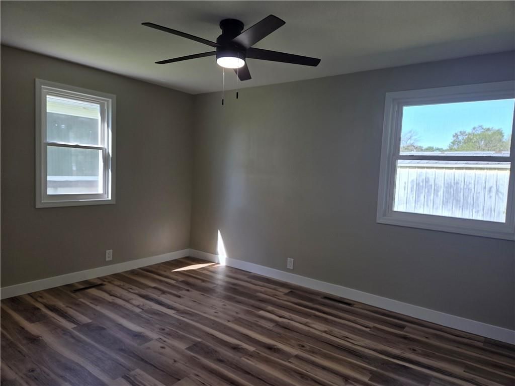 216 Williams Street — photo 18