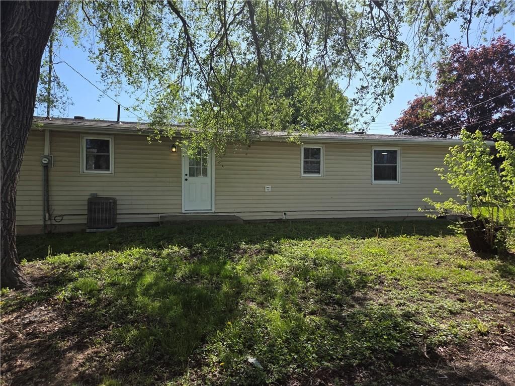 216 Williams Street — photo 22