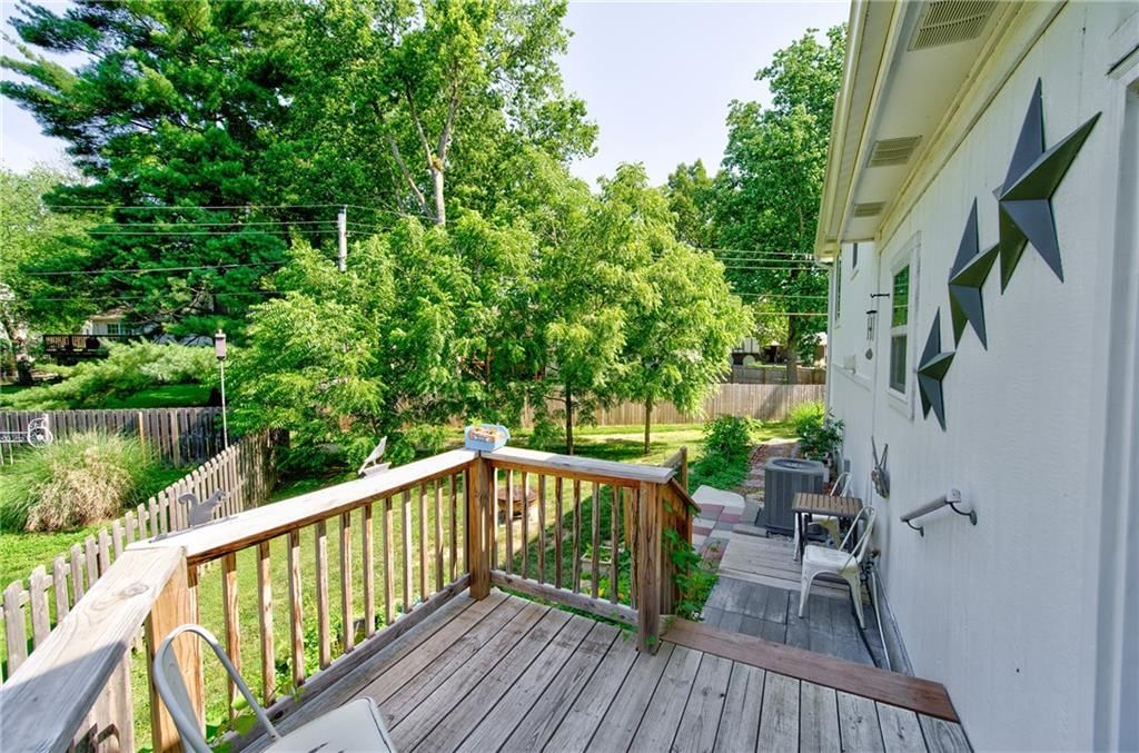 5716 NW Creekview Drive — photo 30