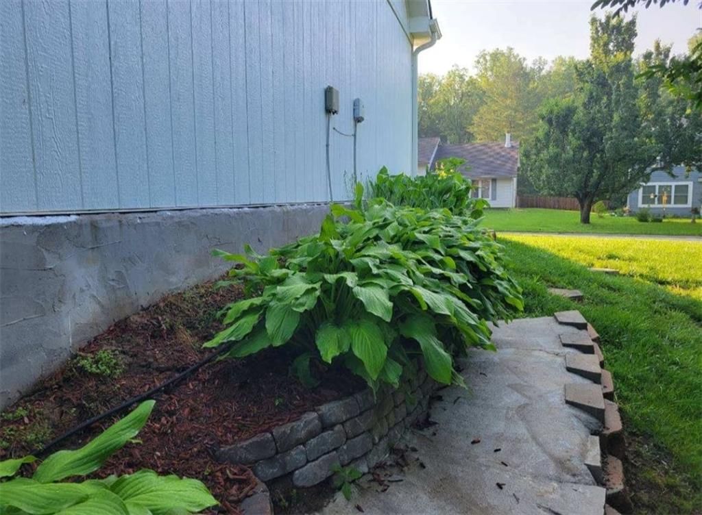 5716 NW Creekview Drive — photo 33