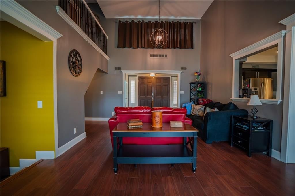 2007 E 60TH Terrace — photo 11