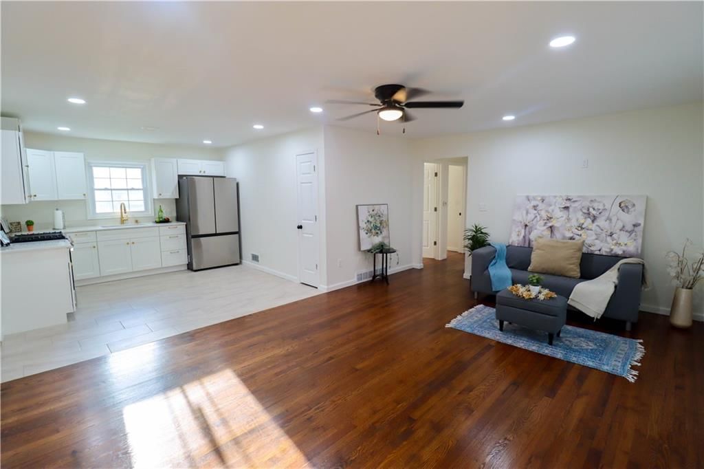735 S Hamilton Street — photo 8