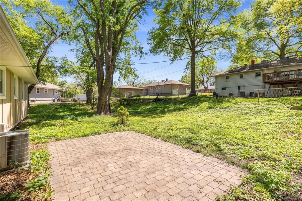 803 NW N Summit Circle — photo 17