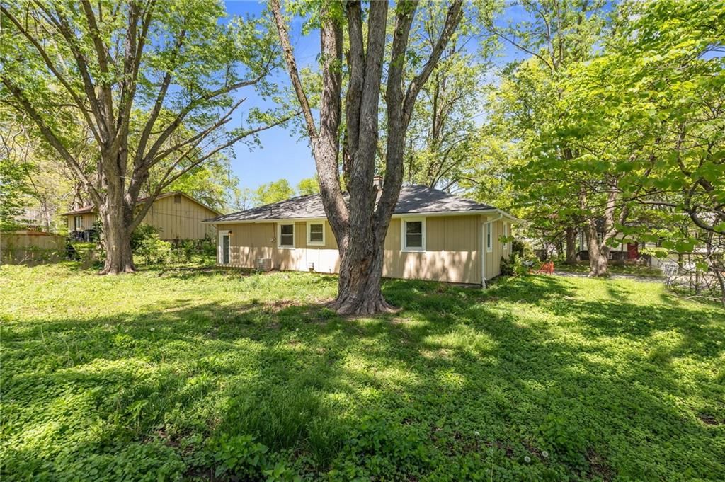 803 NW N Summit Circle — photo 18