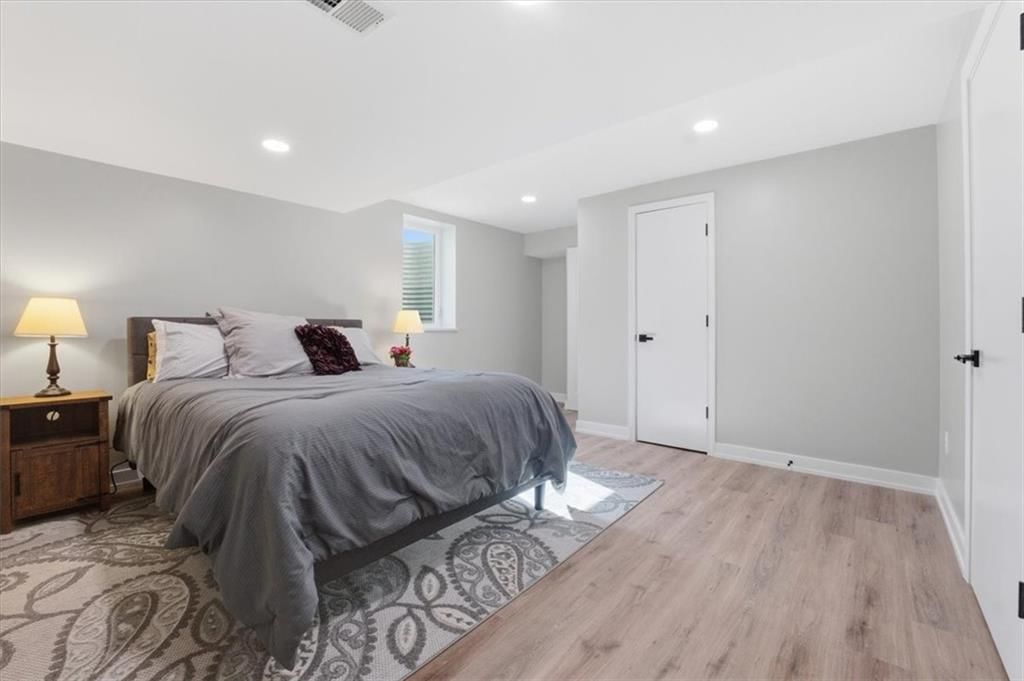 910 Sherman Parkway — photo 30