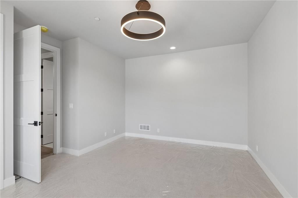 13721 Pembroke Lane — photo 22