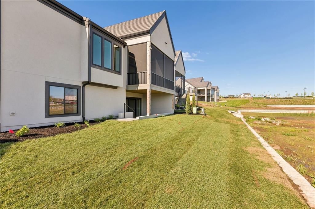 13721 Pembroke Lane — photo 45