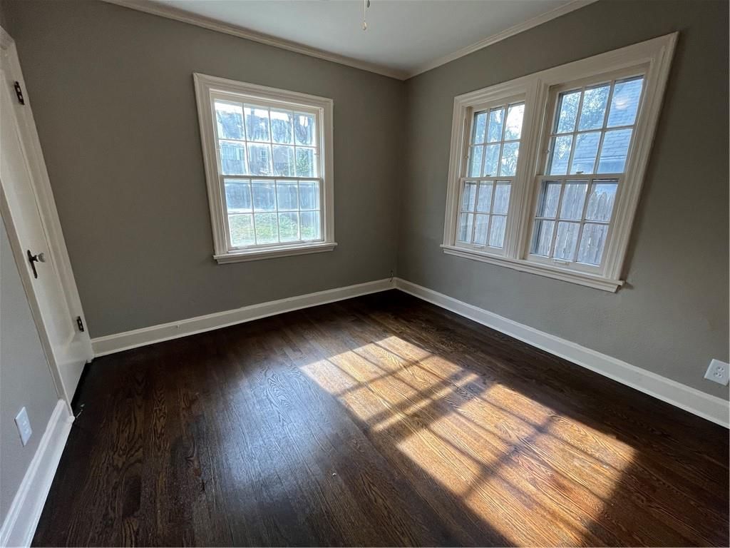 2819 E 63rd Street — photo 11
