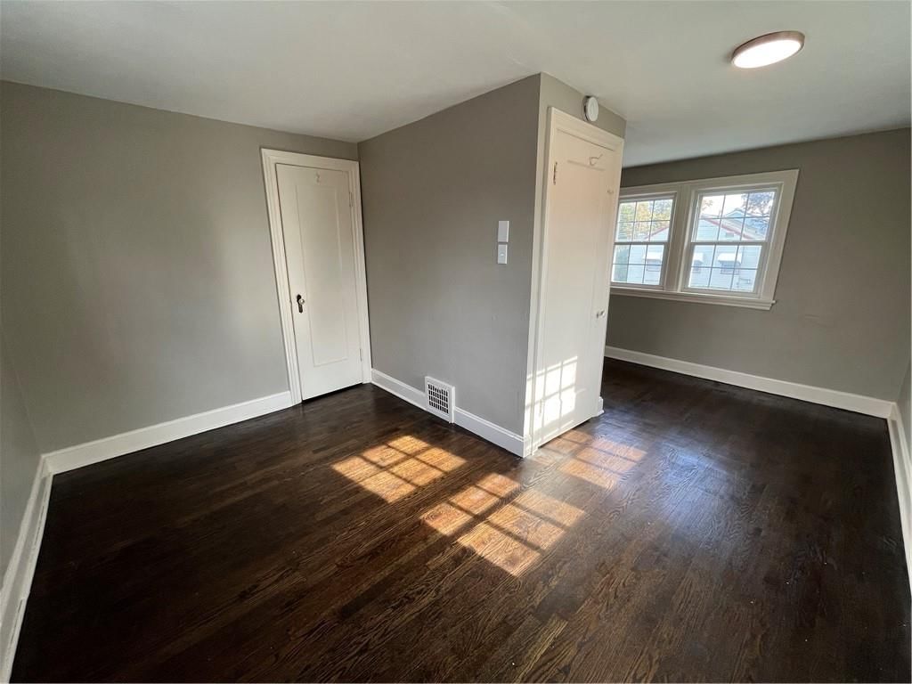 2819 E 63rd Street — photo 17