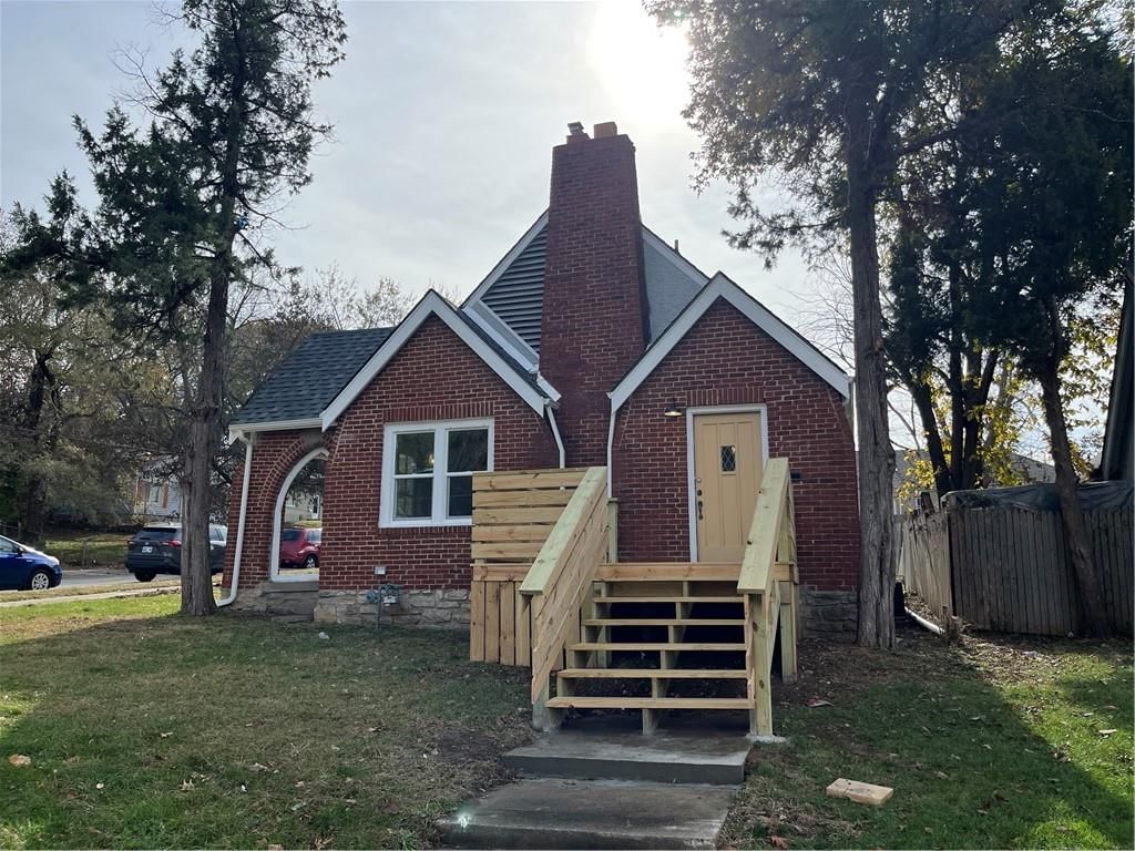 2819 E 63rd Street — photo 20