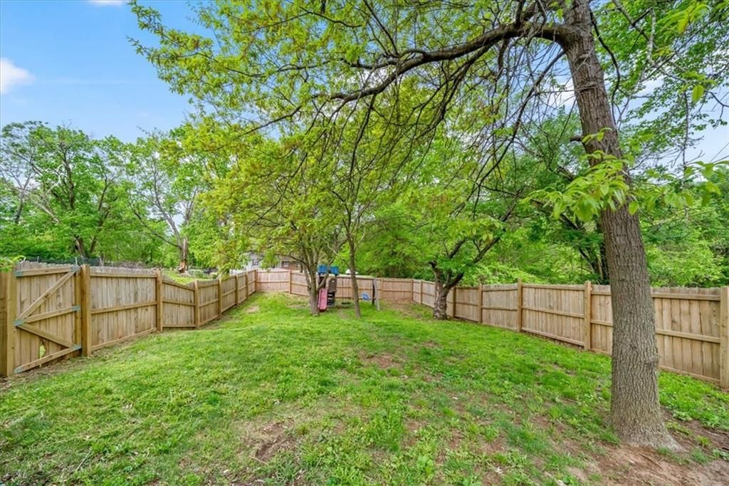 6601 Garfield Avenue — photo 21