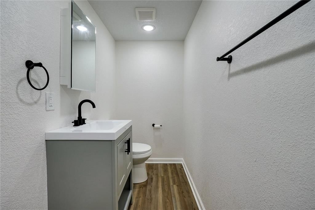 9824 Lydia Avenue — photo 28