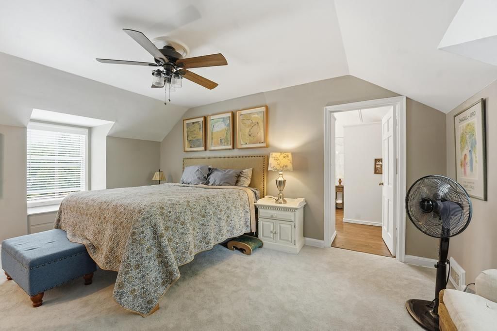 2105 W 50th Terrace — photo 18