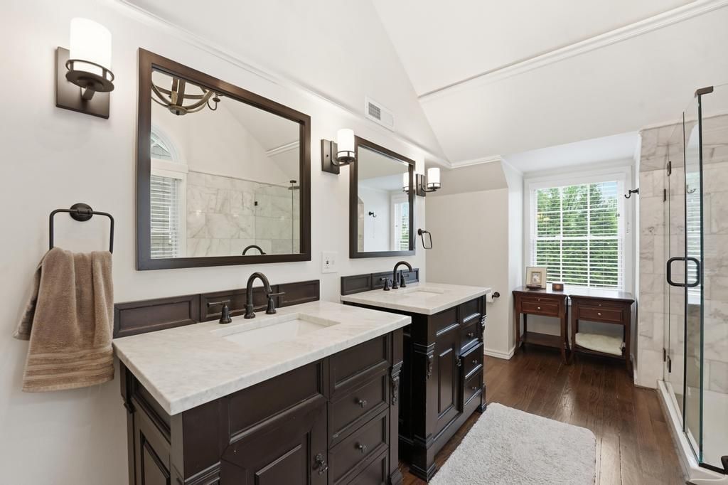 2105 W 50th Terrace — photo 21