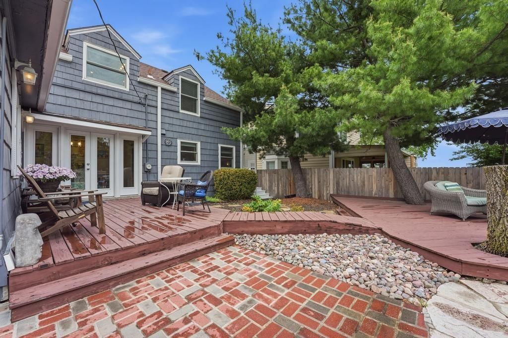 2105 W 50th Terrace — photo 28