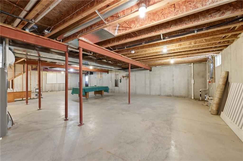 2126 NE Sparta Drive — photo 37