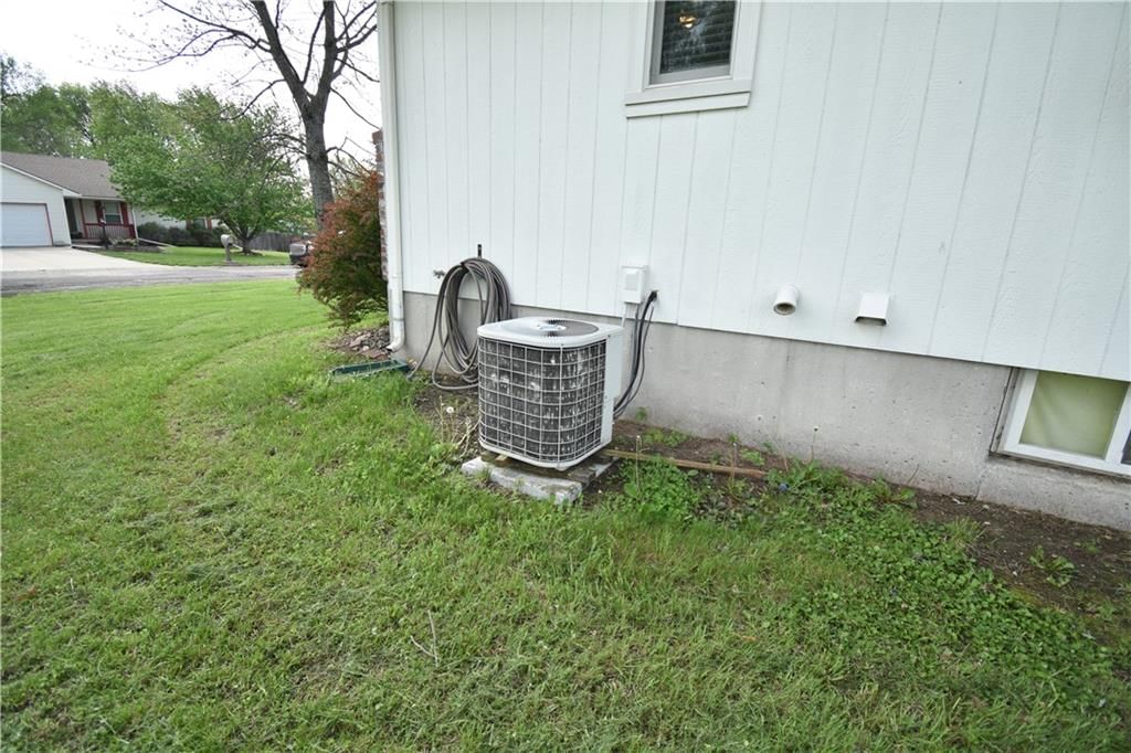 406 N Missouri Street — photo 39