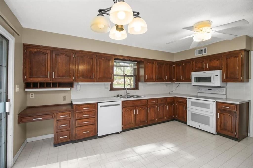 401 S Sunset Lane — photo 9