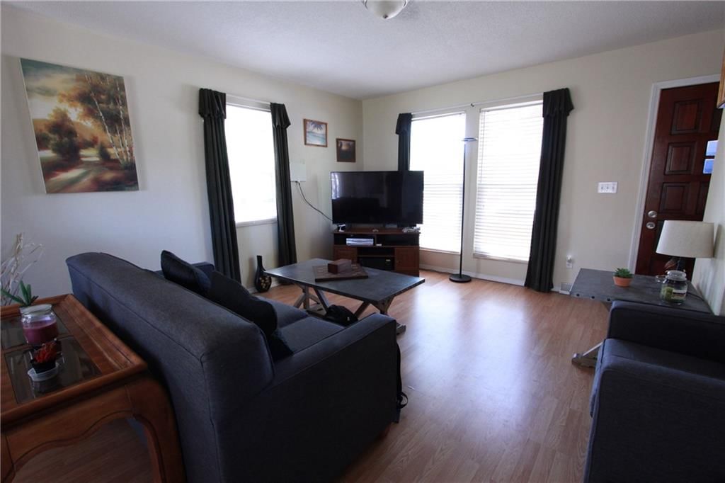 1610 E Cedar Place — photo 4
