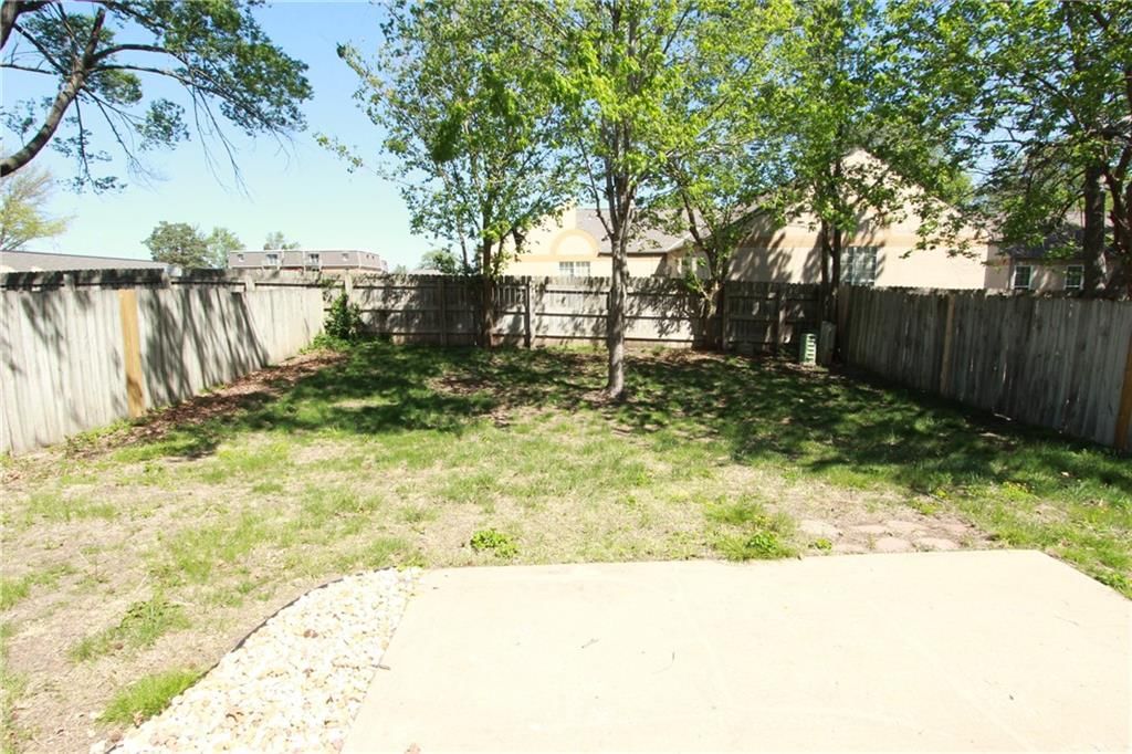 1610 E Cedar Place — photo 20