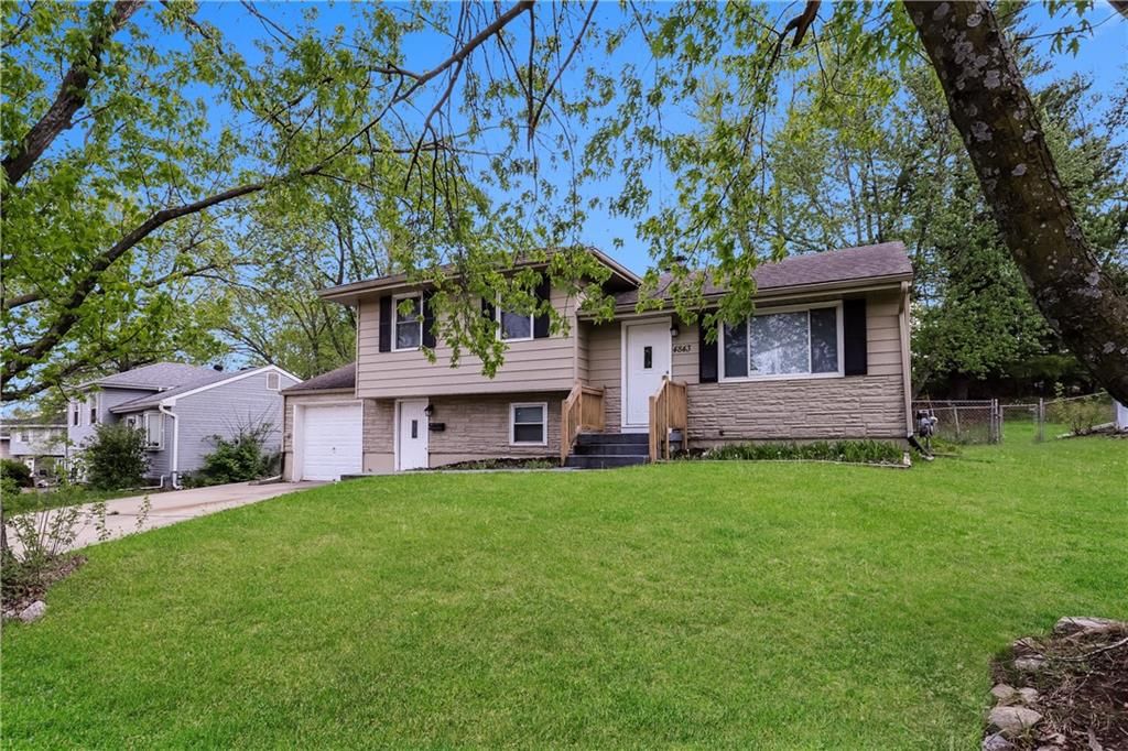 4843 NE Tullis Avenue — photo 2