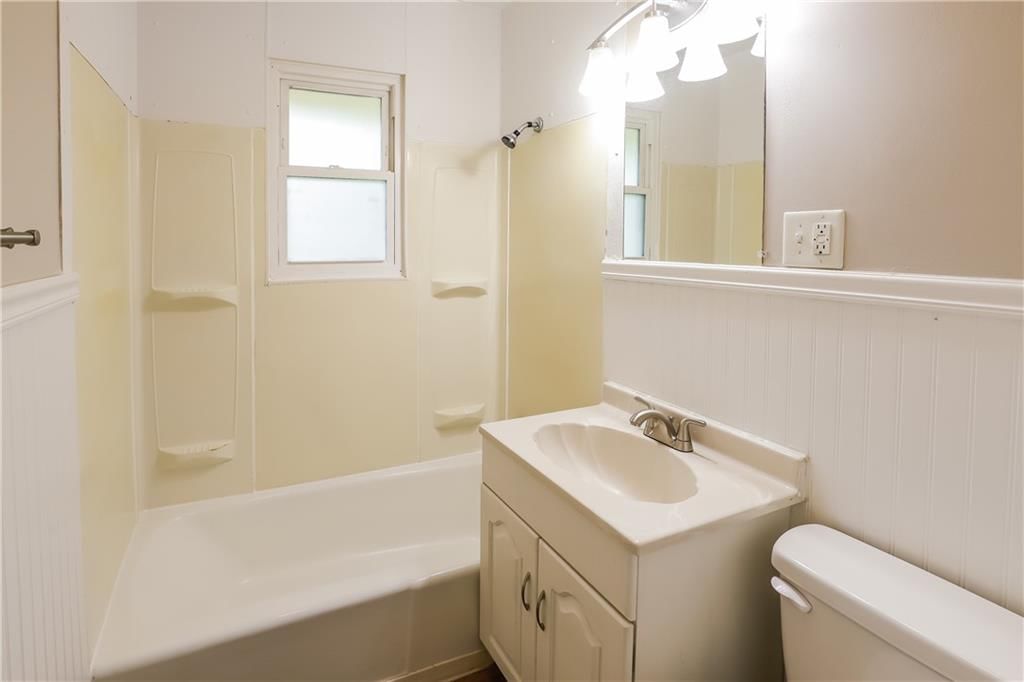 4843 NE Tullis Avenue — photo 10