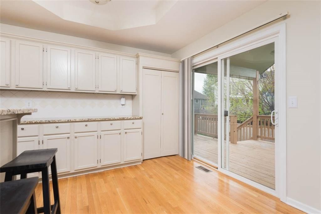 707 E 18th Street — photo 11