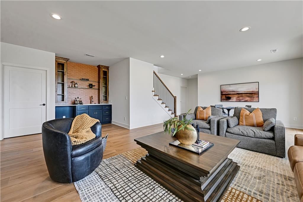 17312 Earnshaw Street — photo 14