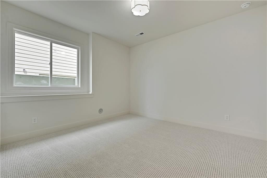 17312 Earnshaw Street — photo 17