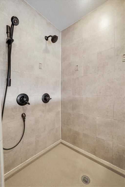 5601 W 181st Street — photo 20