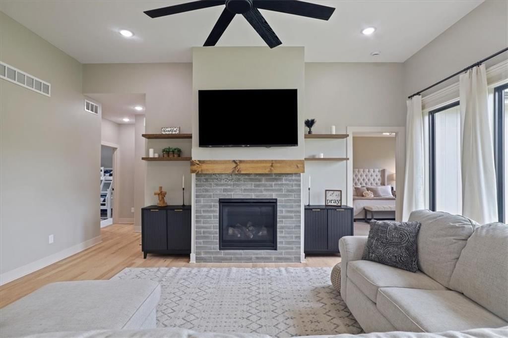 2210 Piedmont Place — photo 11