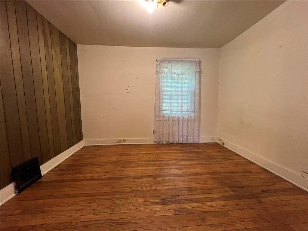 101 E 80th Terrace — photo 9