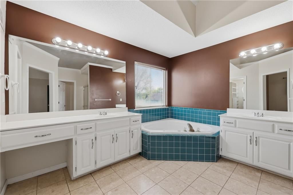 12308 Corrington Avenue — photo 17
