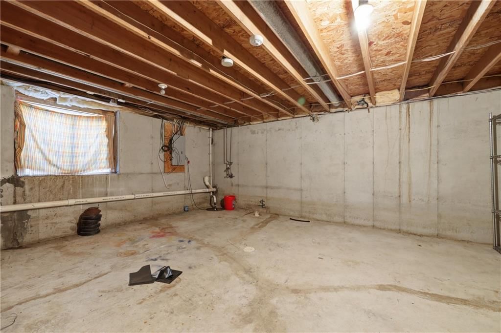 12308 Corrington Avenue — photo 27