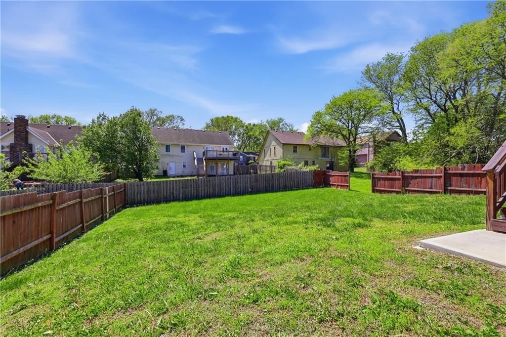 12308 Corrington Avenue — photo 29