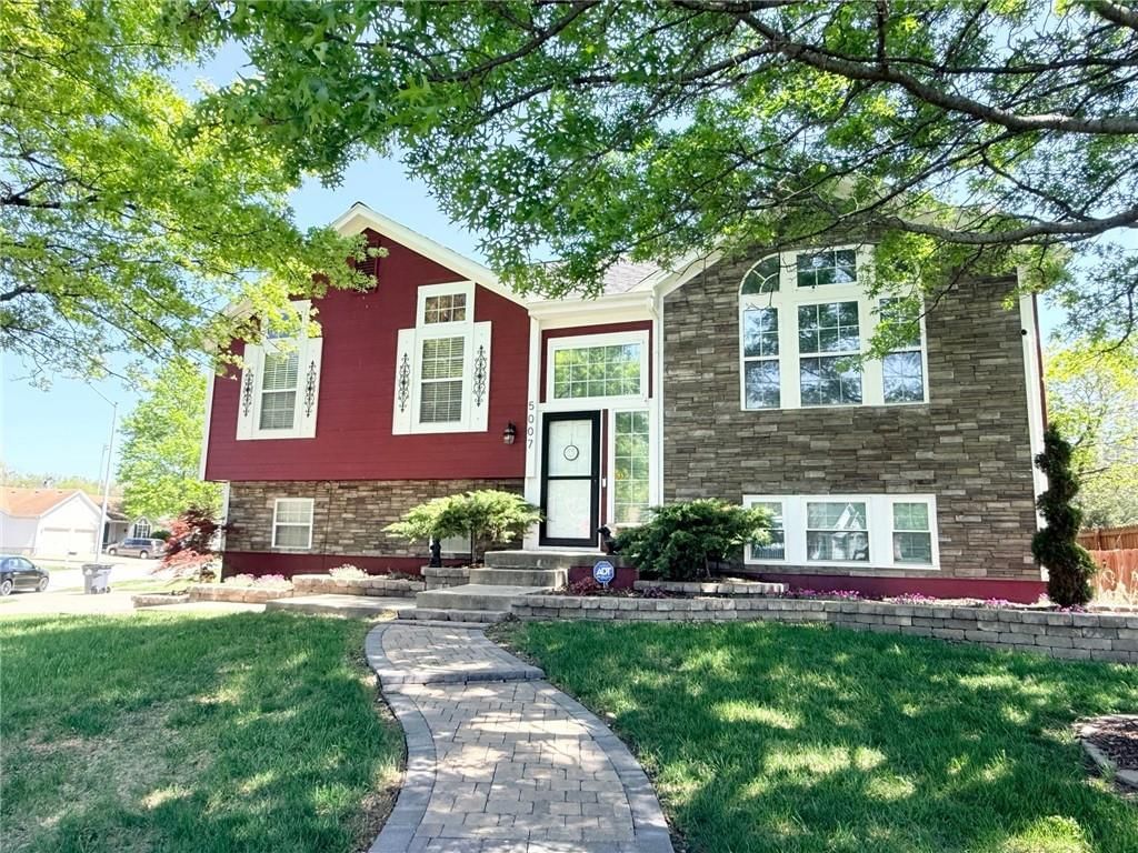5007 S Powell Avenue — photo 1