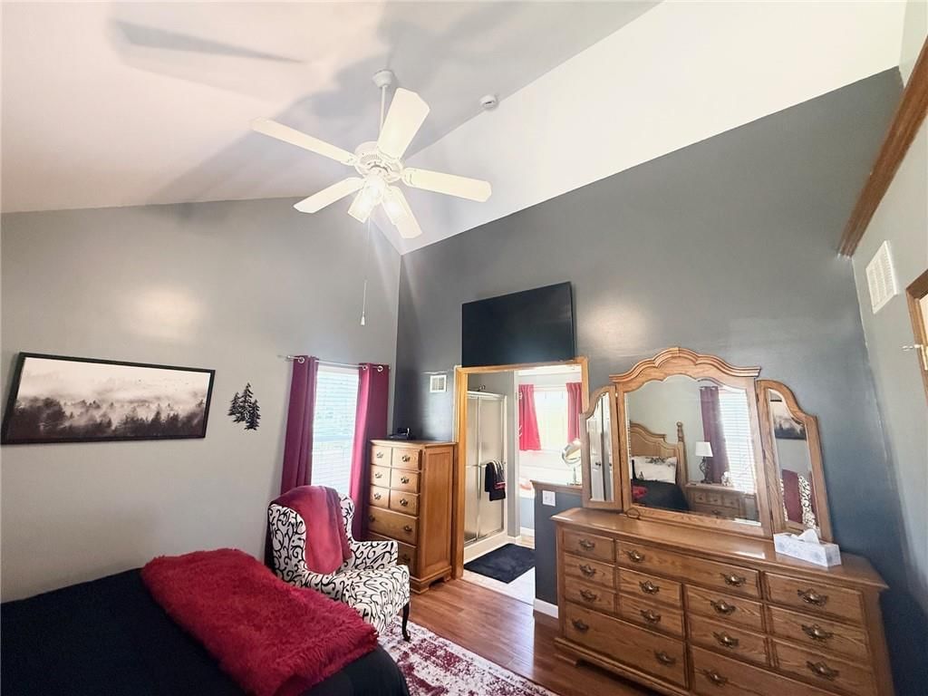 5007 S Powell Avenue — photo 24