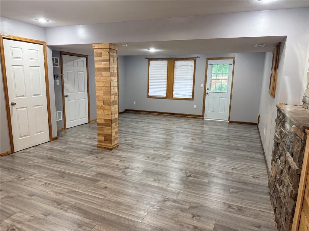 5007 S Powell Avenue — photo 41